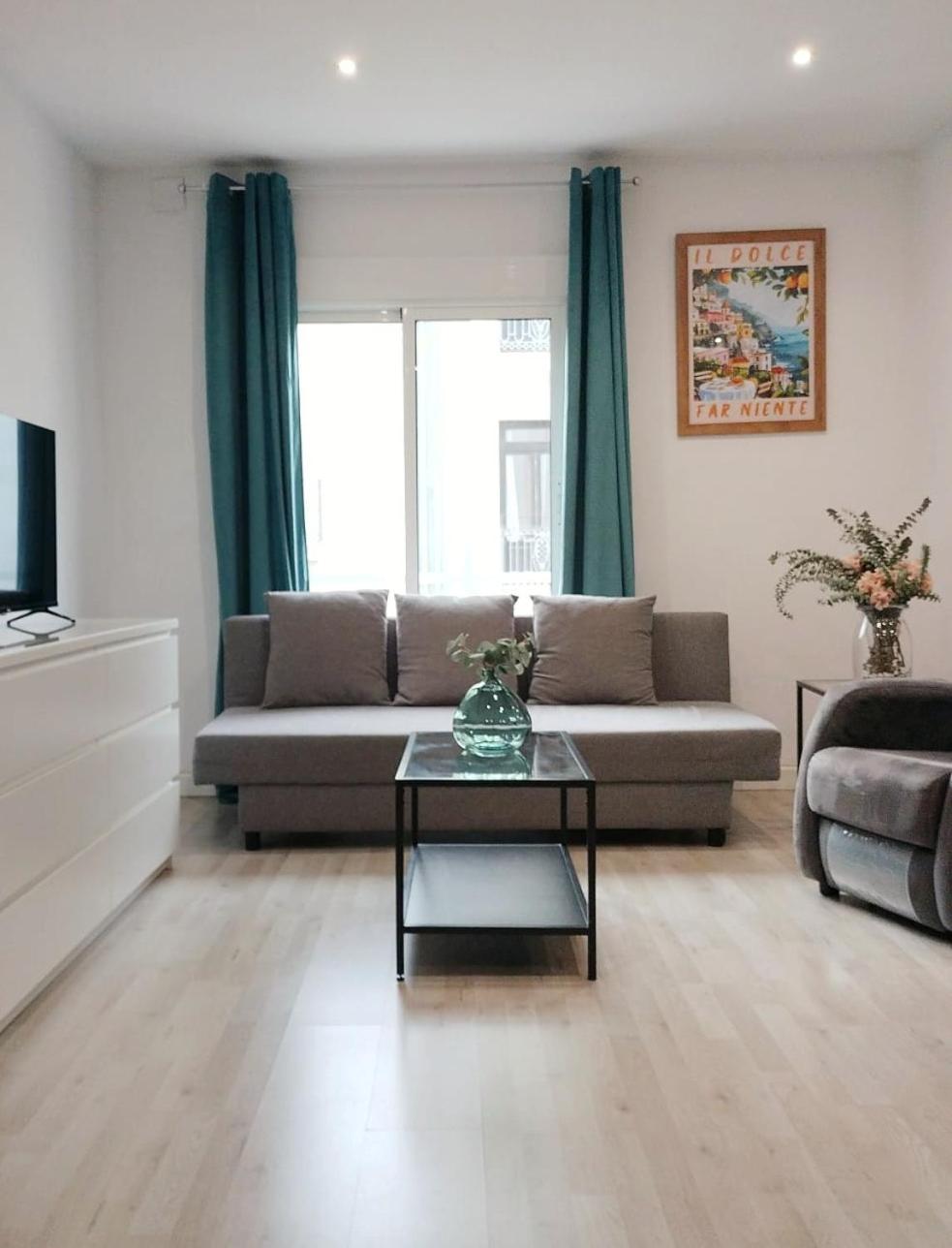 Familias Y Grupos Apartamento Muy Grande En El Centro De Valencia * Valencia